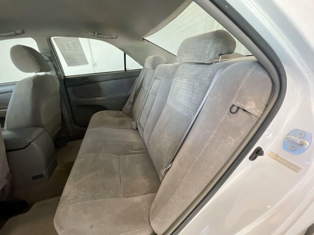 Thumbnail: 2002 Toyota Camry - 20