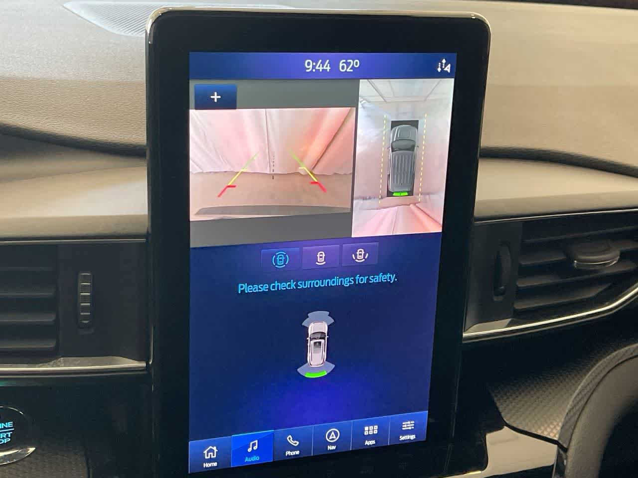 Thumbnail: 2021 Ford Explorer - 18