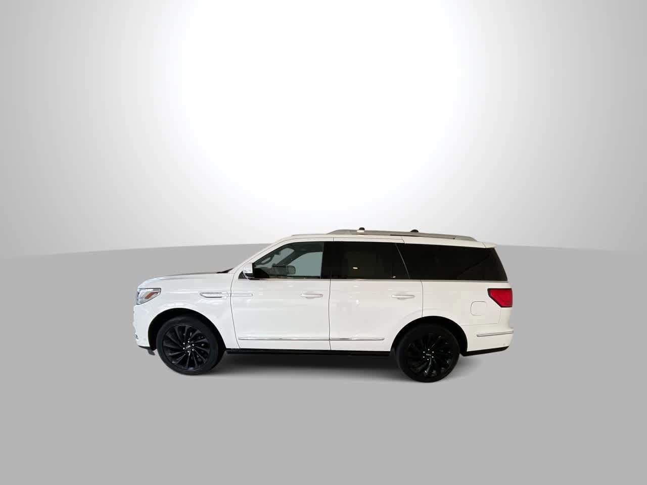 Thumbnail: 2020 Lincoln Navigator - 8