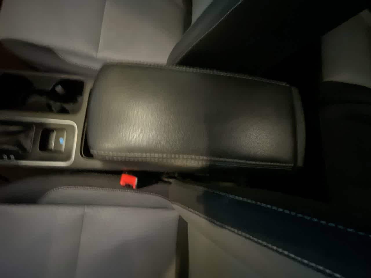 Thumbnail: 2019 Ford Escape - 20