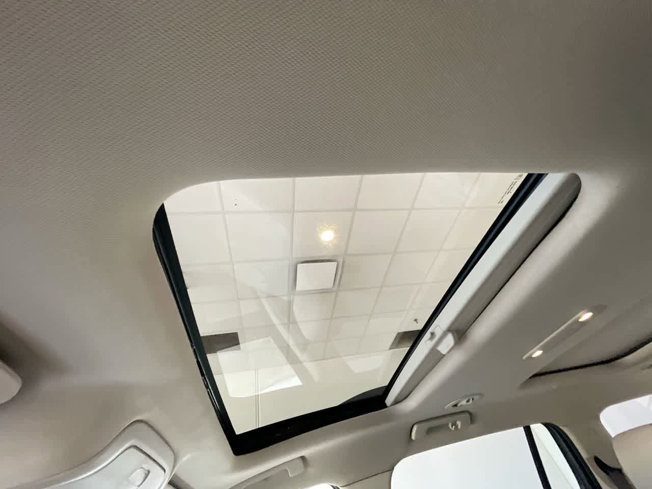 Thumbnail: 2019 GMC Acadia - 22