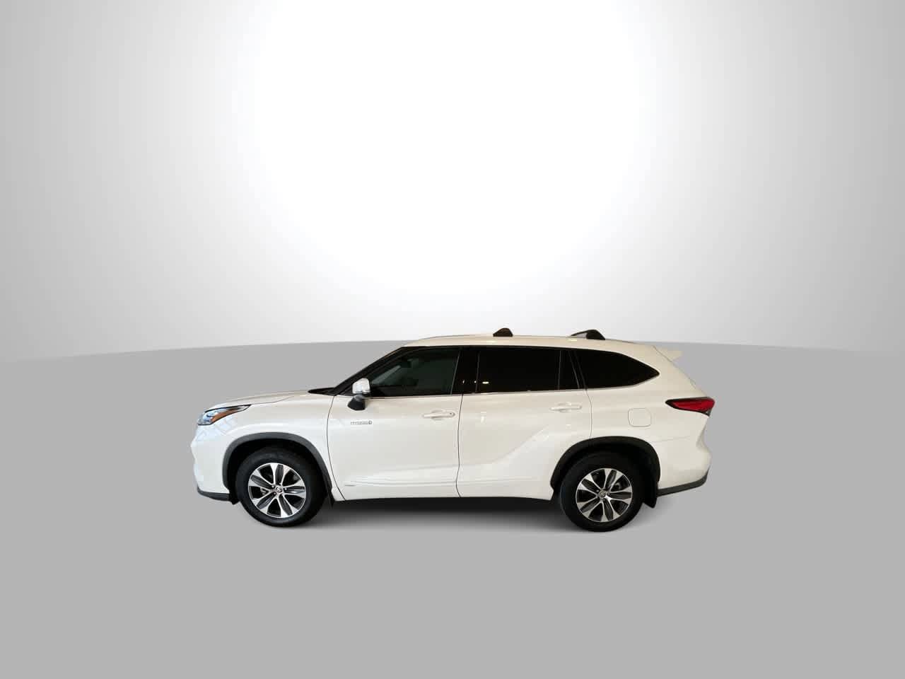 Thumbnail: 2020 Toyota Highlander - 5
