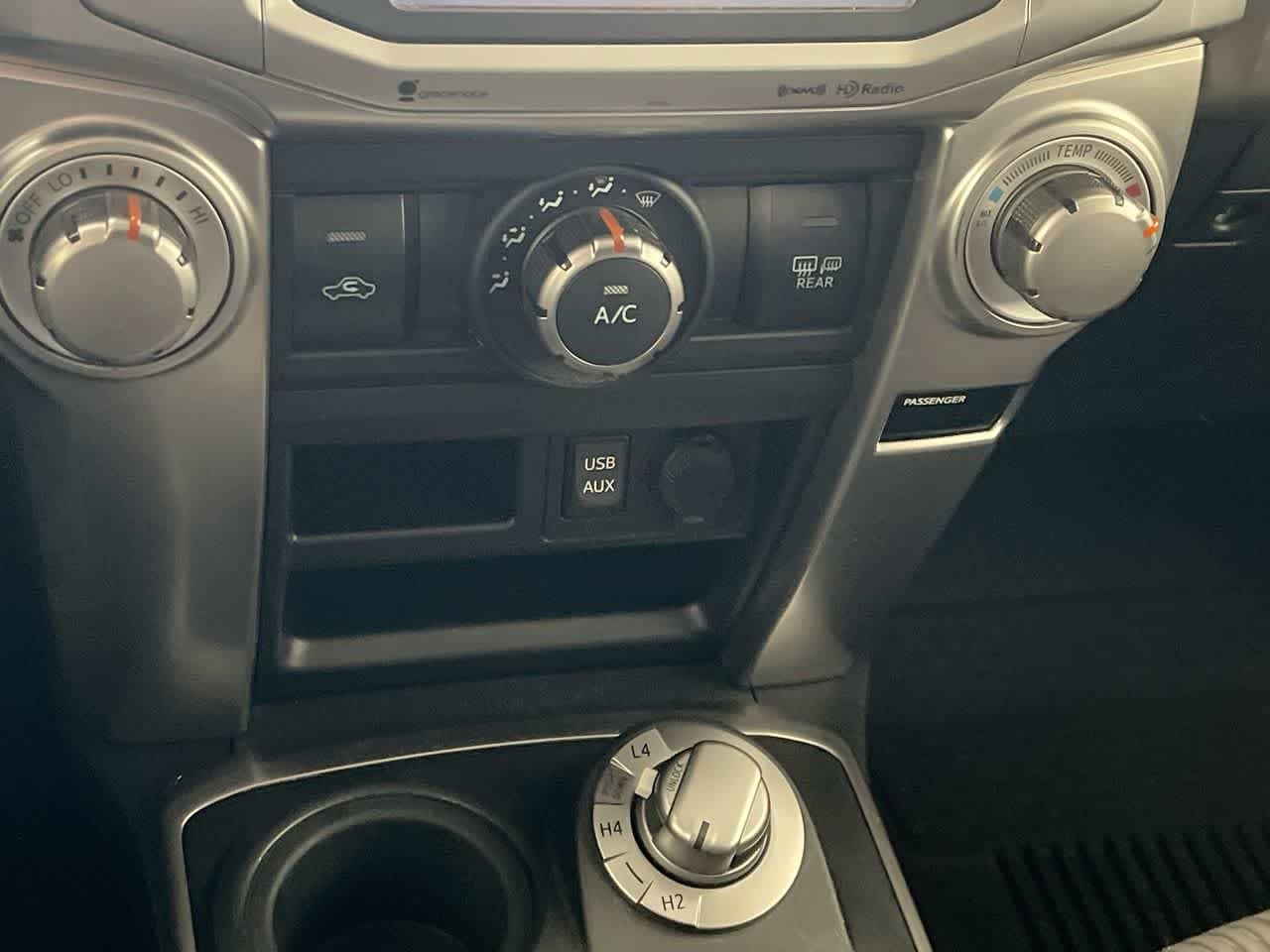 Thumbnail: 2017 Toyota 4Runner - 18