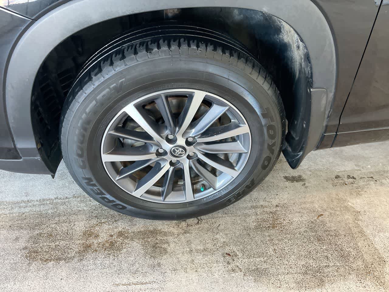 Thumbnail: 2018 Toyota Highlander - 10