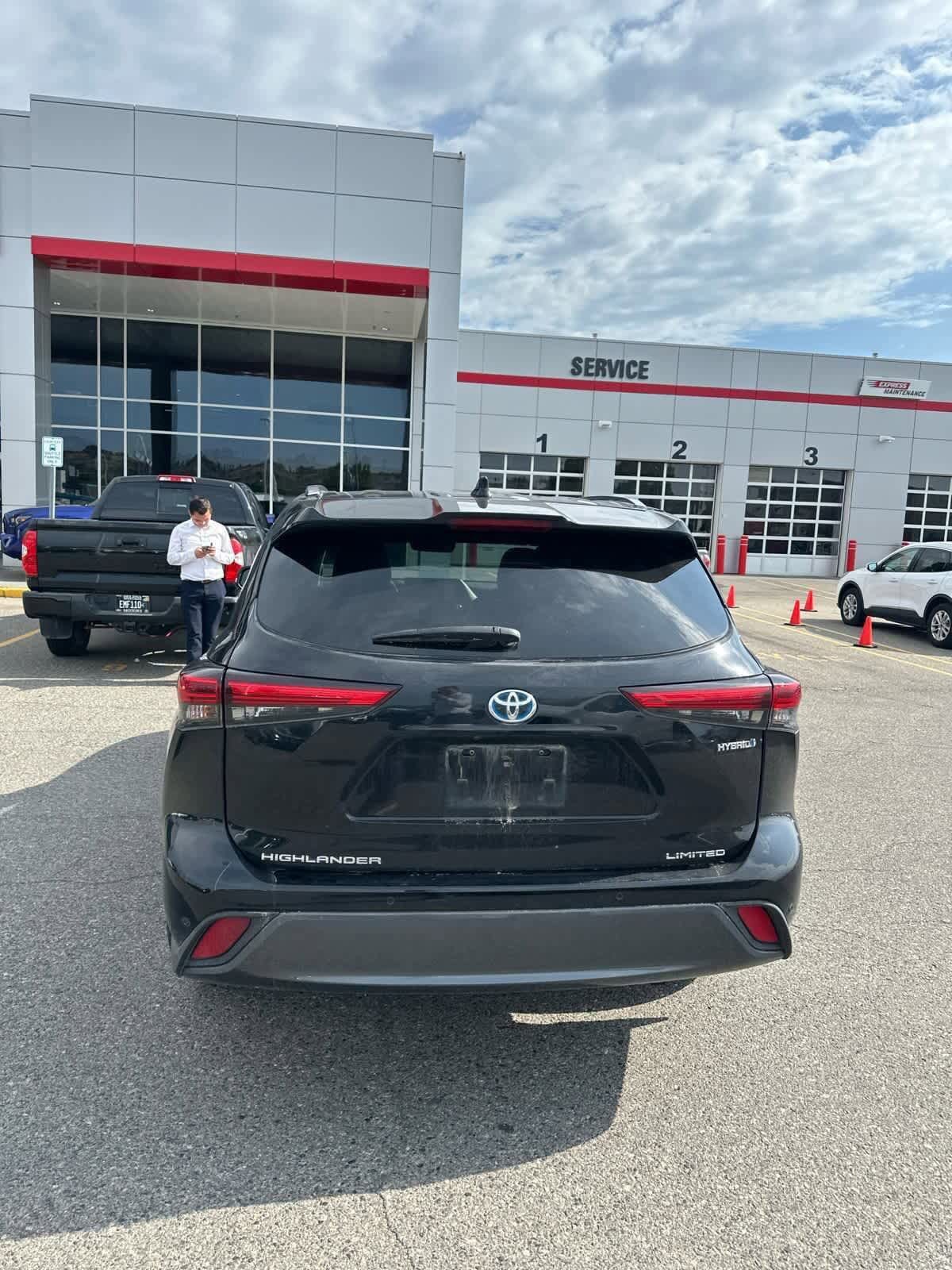 Thumbnail: 2020 Toyota Highlander - 6