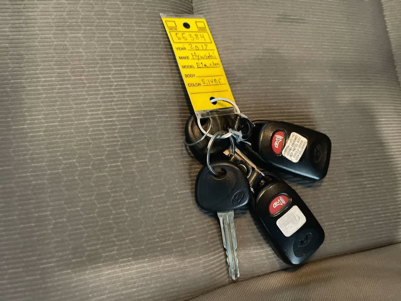 Thumbnail: 2017 Hyundai Elantra - 25