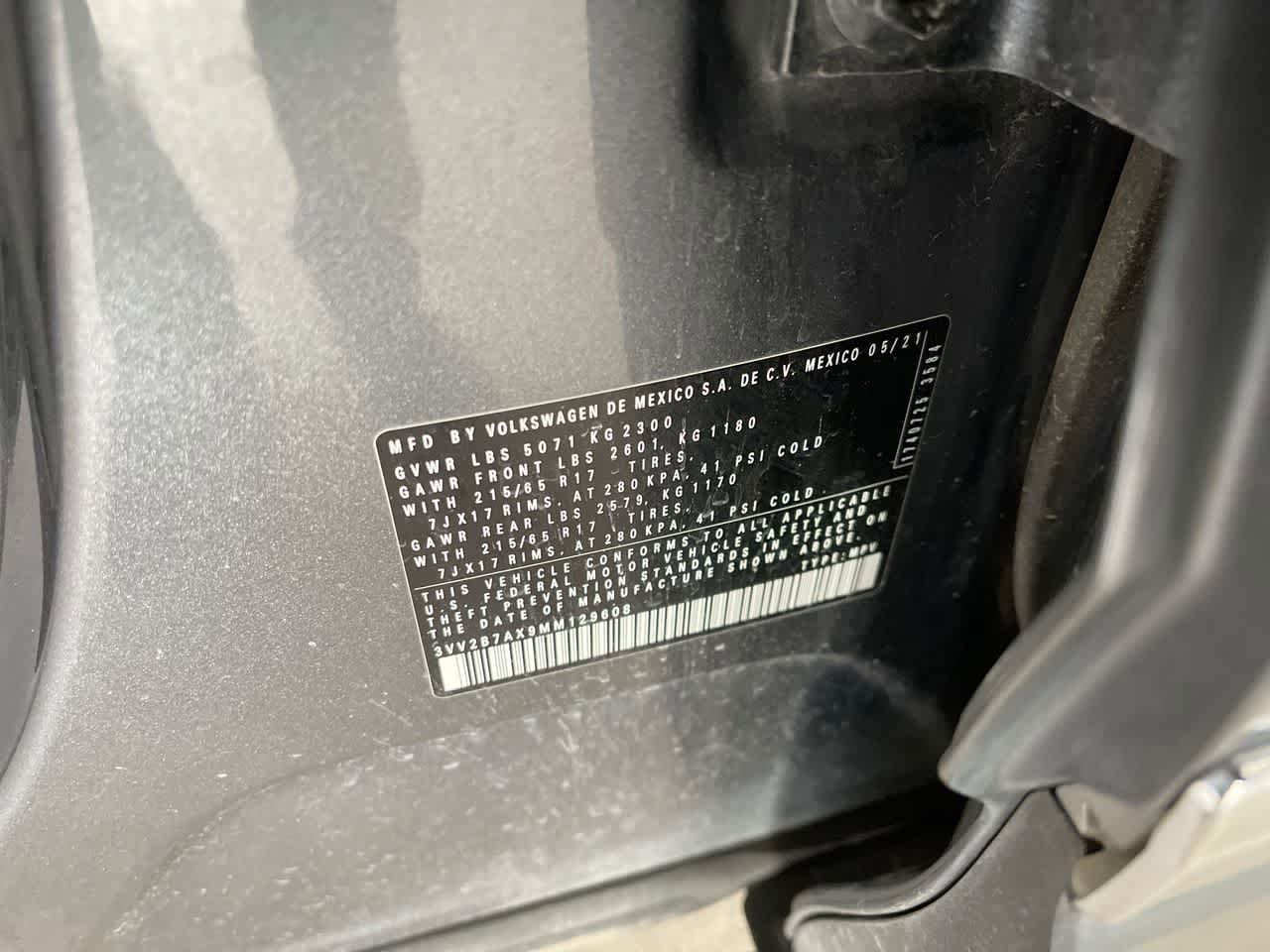 Thumbnail: 2021 Volkswagen Tiguan - 27