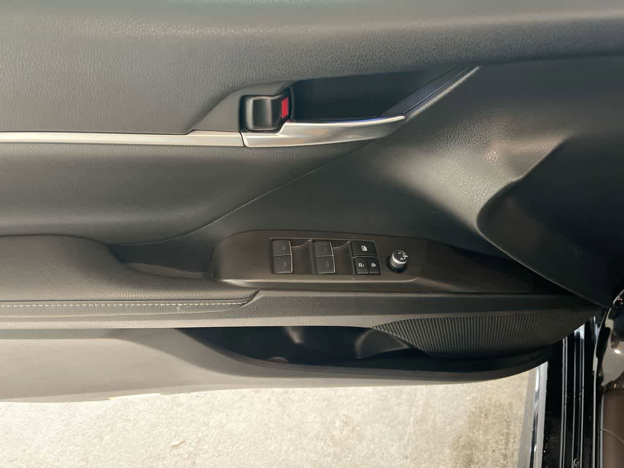 Thumbnail: 2023 Toyota Camry - 13