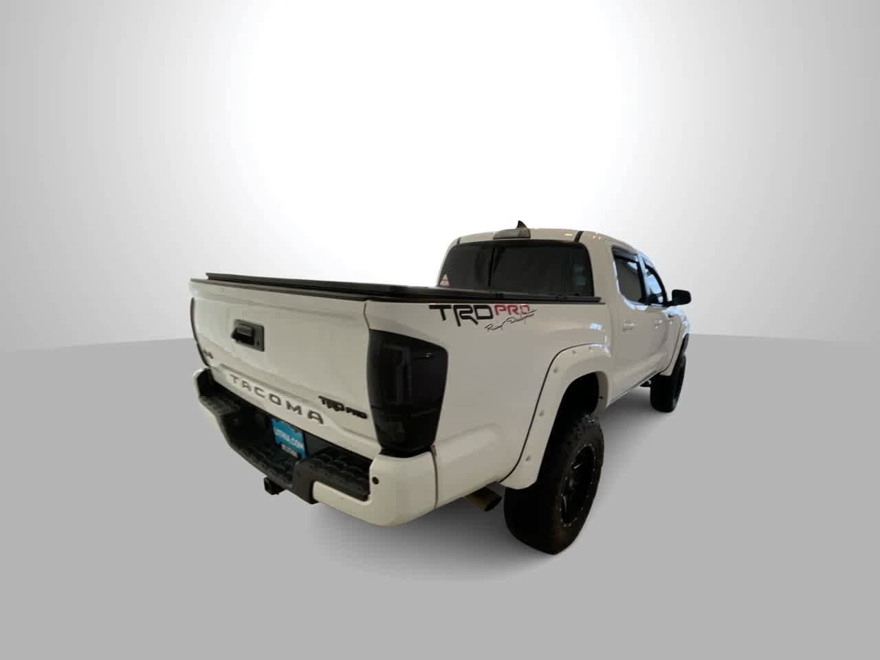 Thumbnail: 2019 Toyota Tacoma - 8