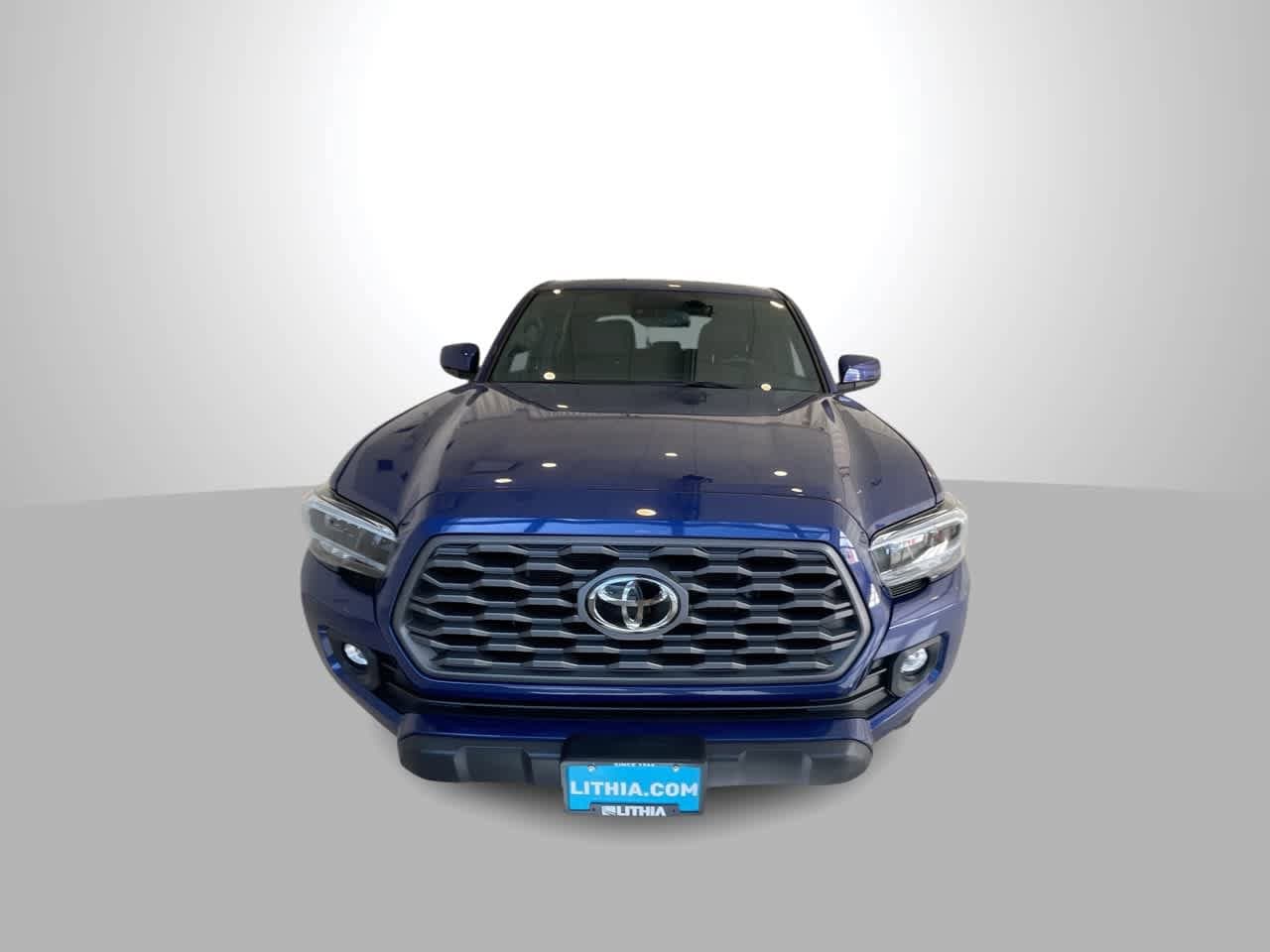 Thumbnail: 2023 Toyota Tacoma - 3