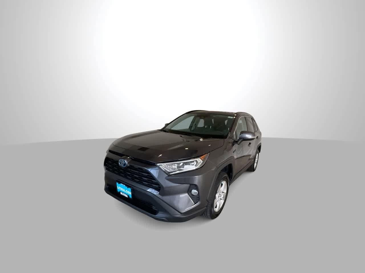 Thumbnail: 2020 Toyota RAV4 - 4