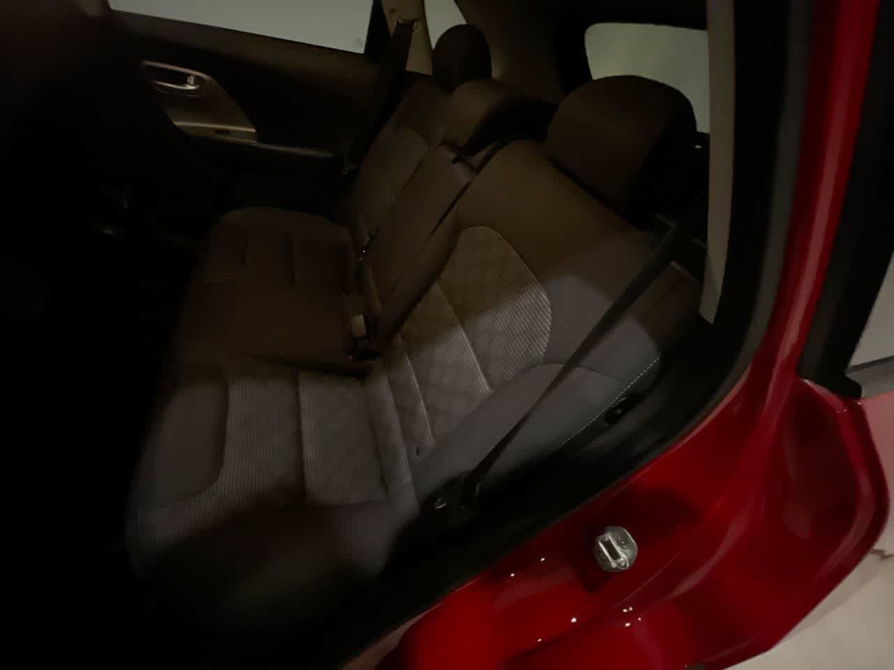 Thumbnail: 2017 Kia Niro - 21