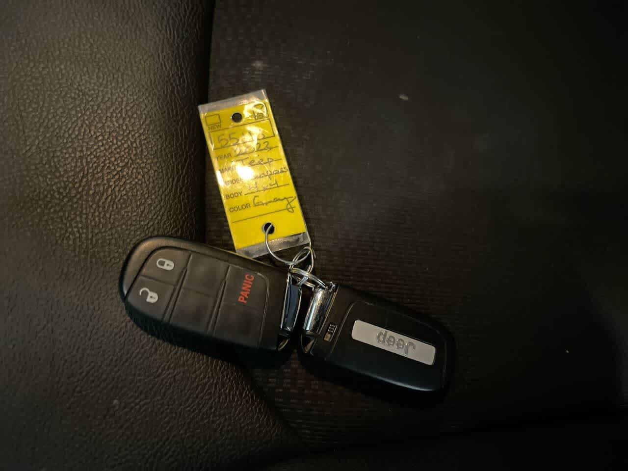 Thumbnail: 2023 Jeep Compass - 25