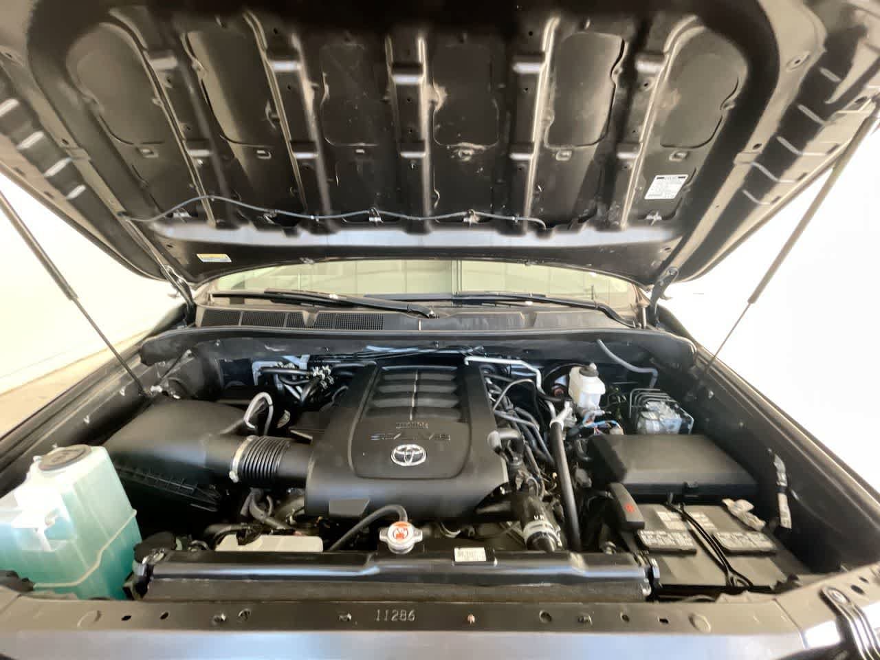 Thumbnail: 2021 Toyota Sequoia - 27