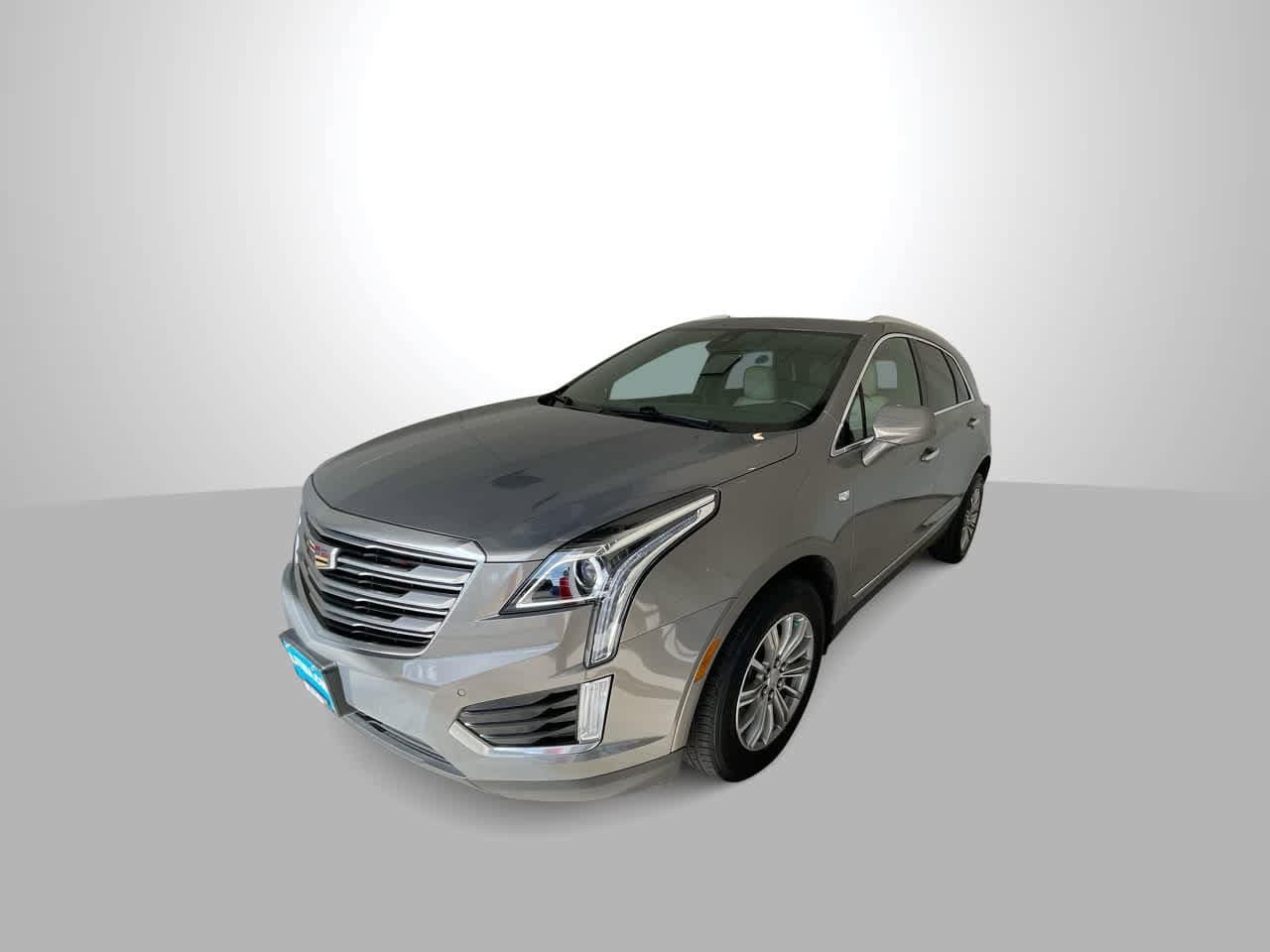 Thumbnail: 2018 Cadillac XT5 - 3