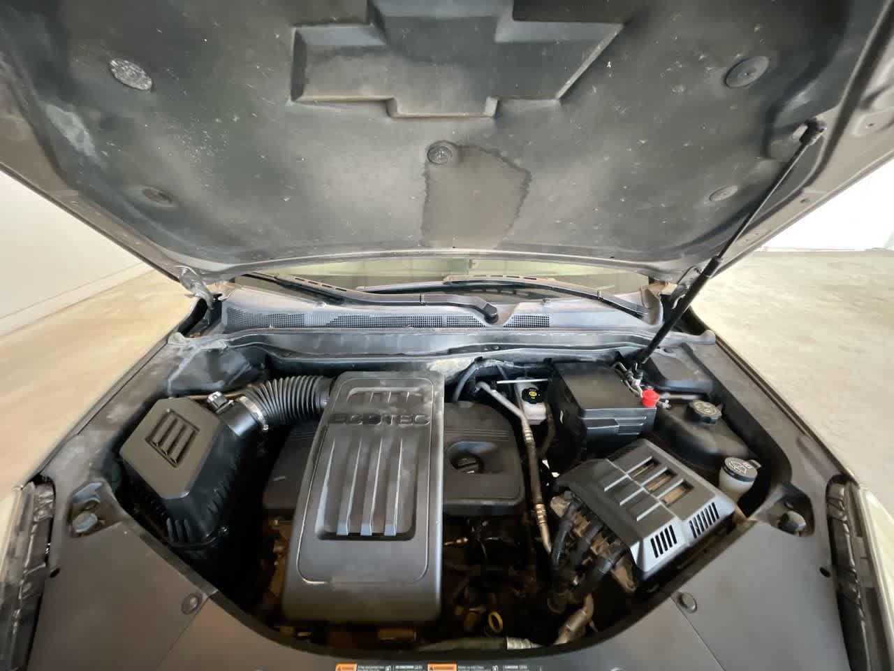 Thumbnail: 2010 Chevrolet Equinox - 24