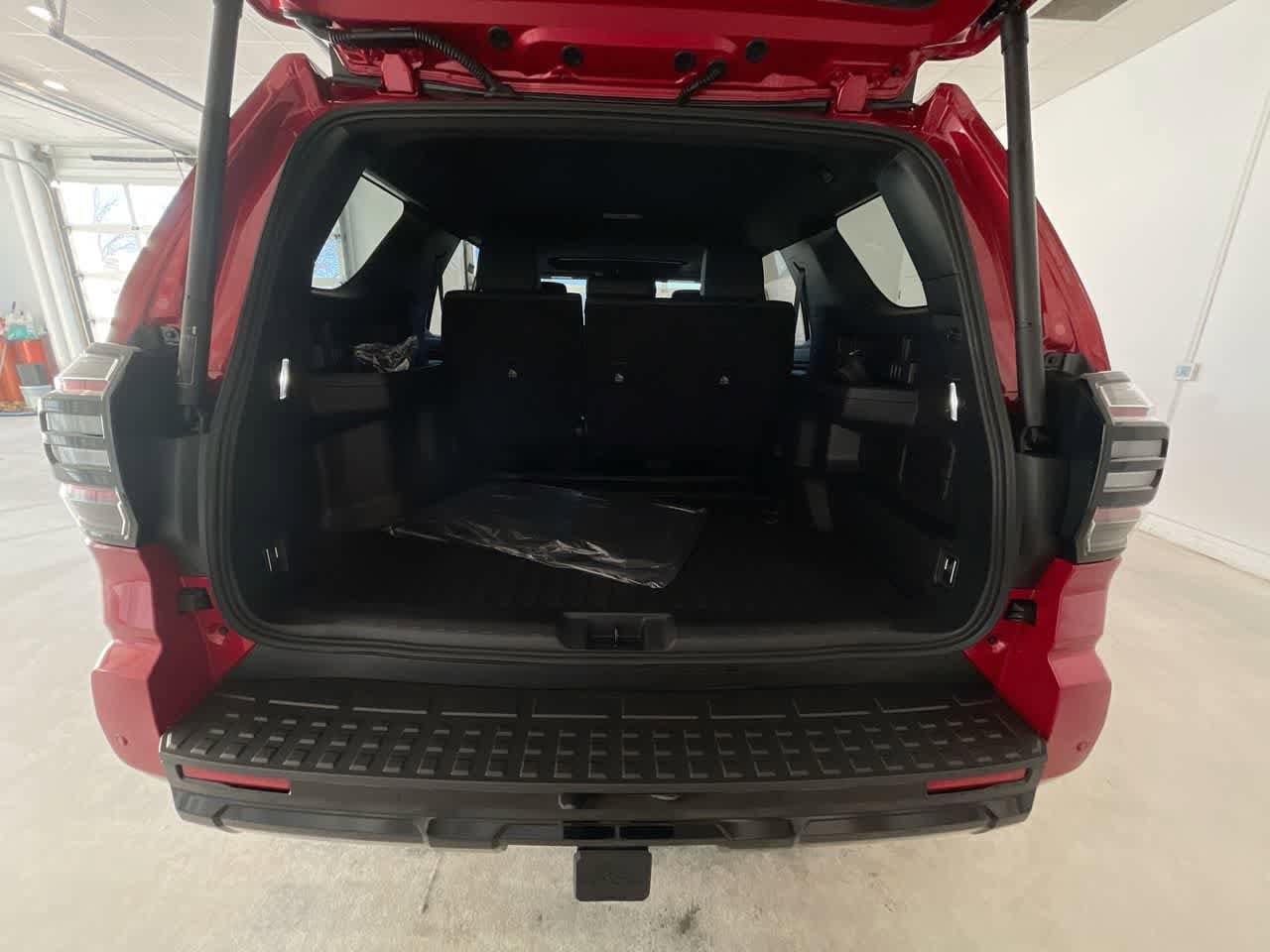 Thumbnail: 2025 Toyota 4Runner - 24