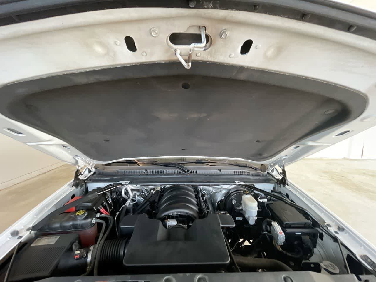 Thumbnail: 2016 Chevrolet Tahoe - 27