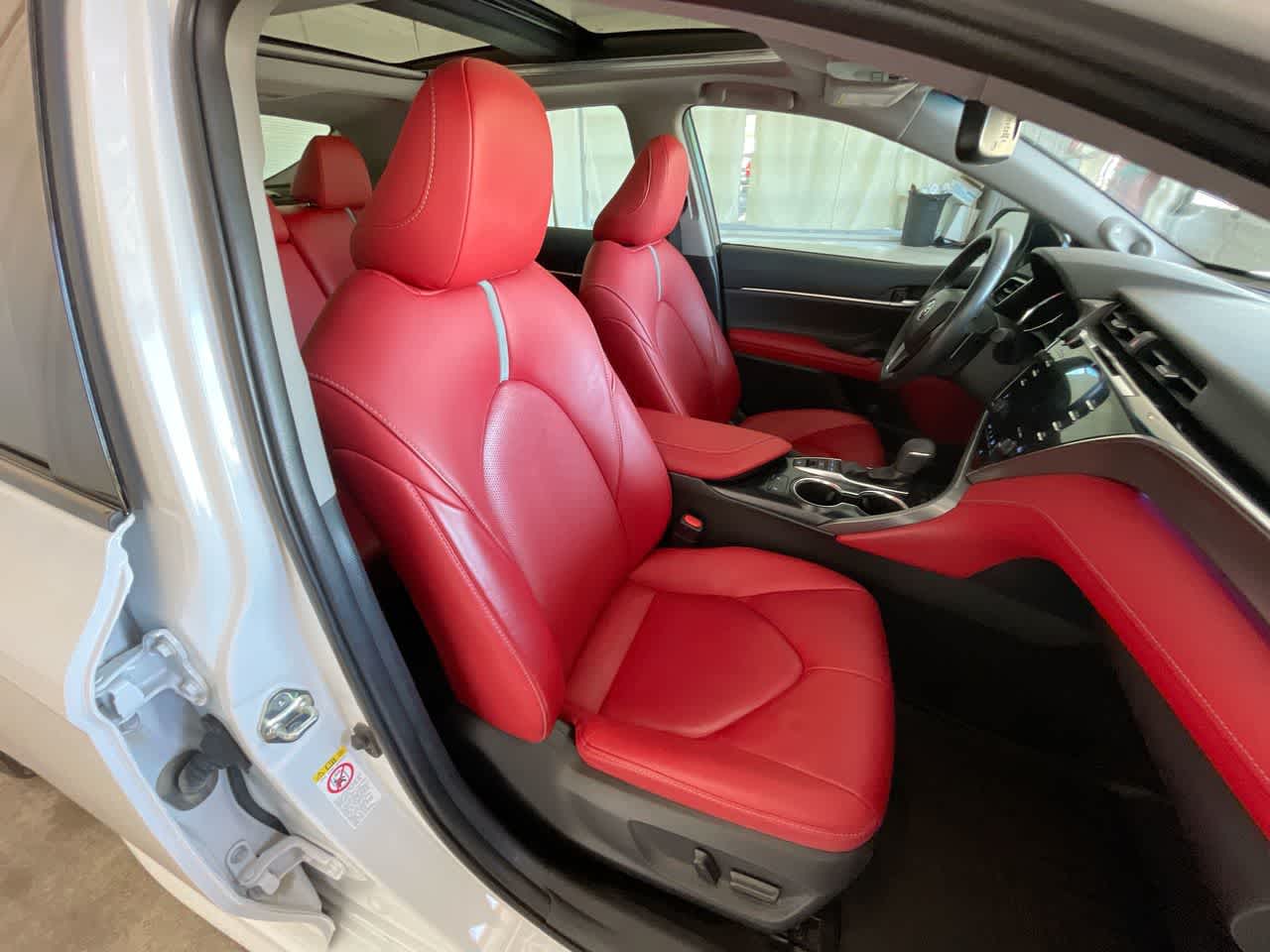 Thumbnail: 2018 Toyota Camry - 25