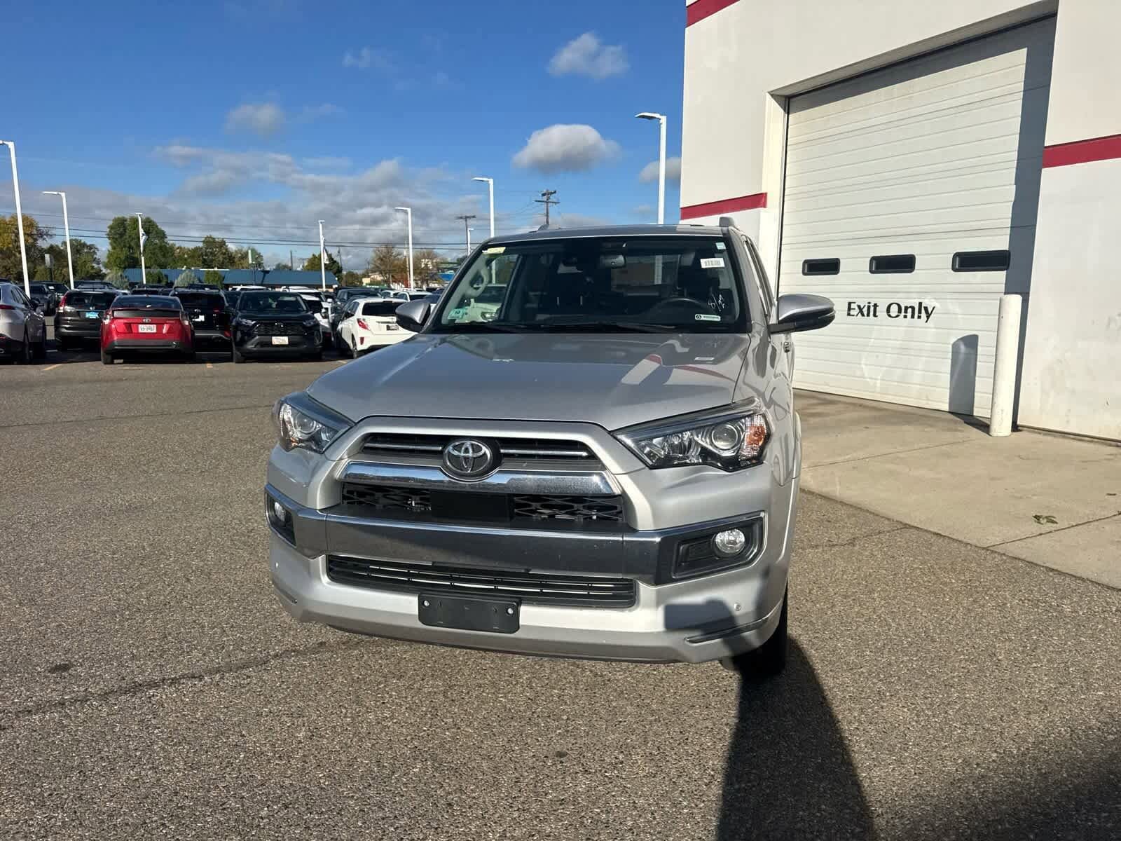 Thumbnail: 2020 Toyota 4Runner - 28