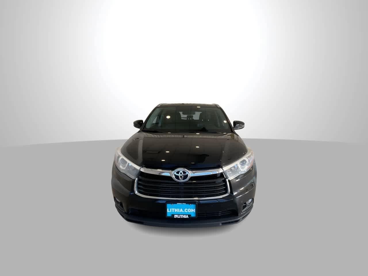 Thumbnail: 2015 Toyota Highlander - 3