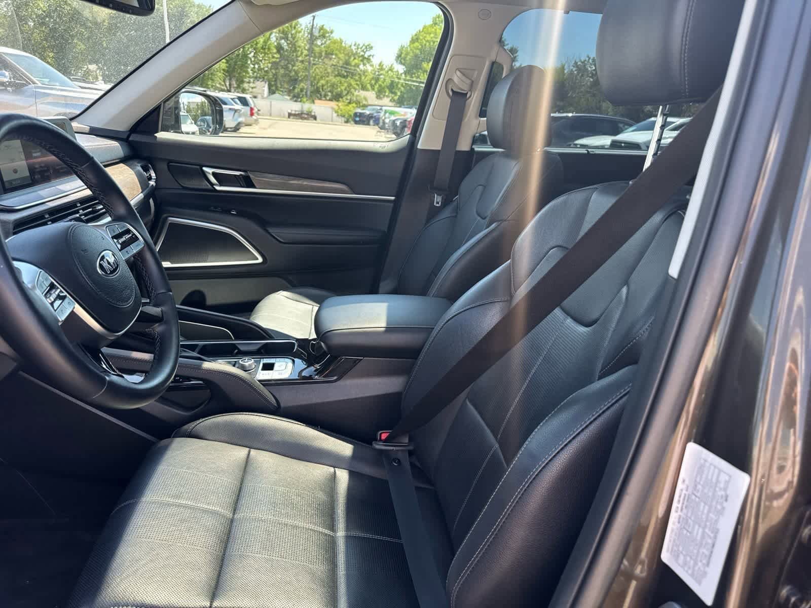 Thumbnail: 2021 Kia Telluride - 36