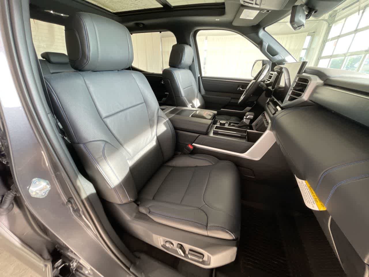 Thumbnail: 2025 Toyota Tundra - 25