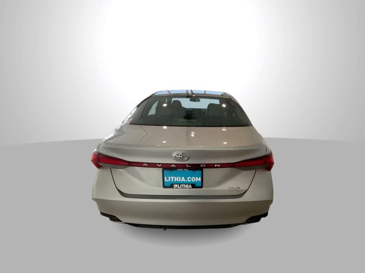 Thumbnail: 2021 Toyota Avalon - 7