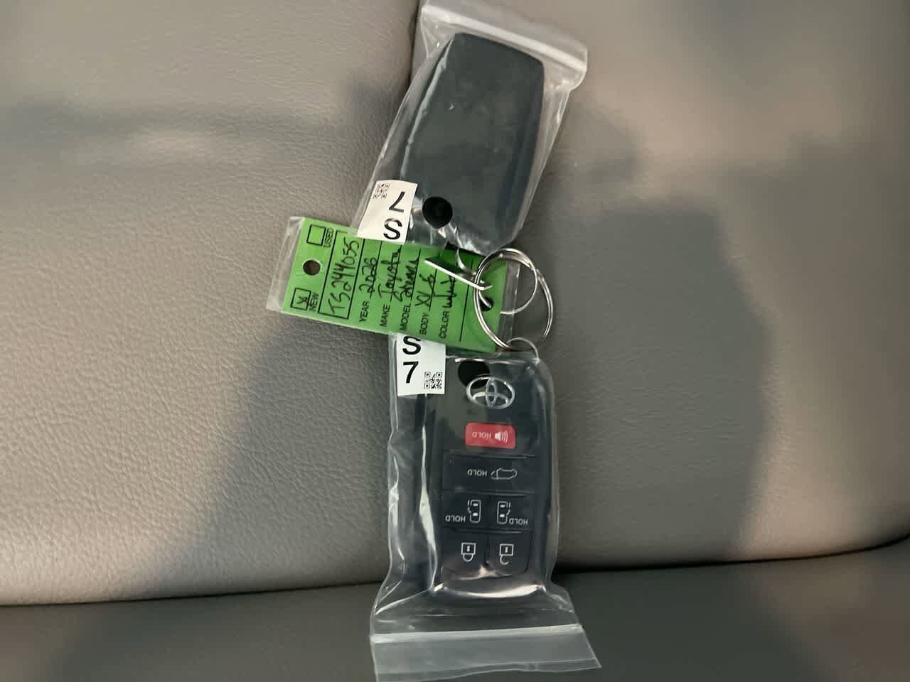 Thumbnail: 2026 Toyota Sienna - 28