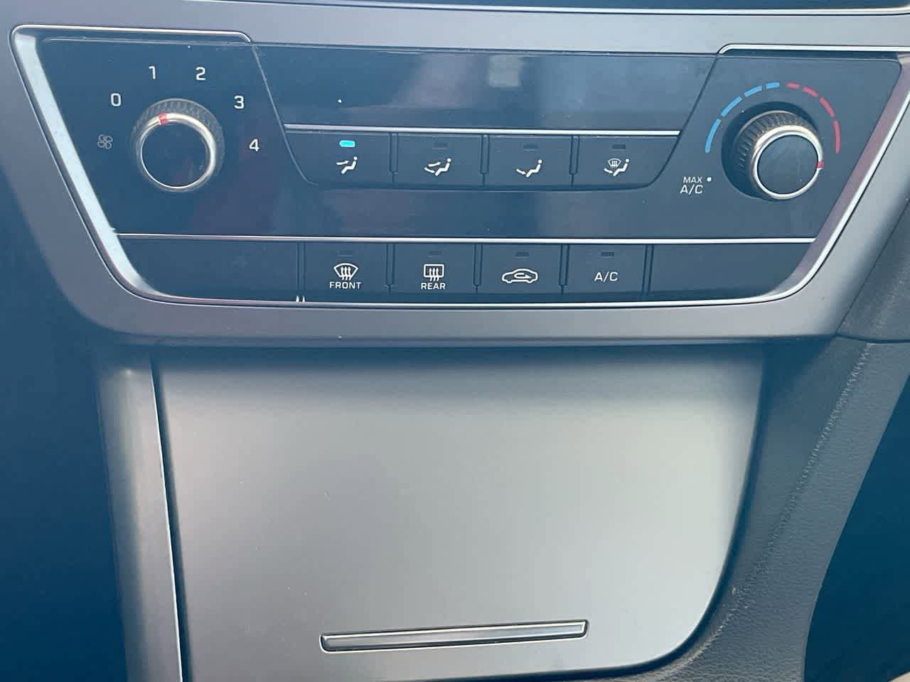 Thumbnail: 2017 Hyundai Sonata - 18