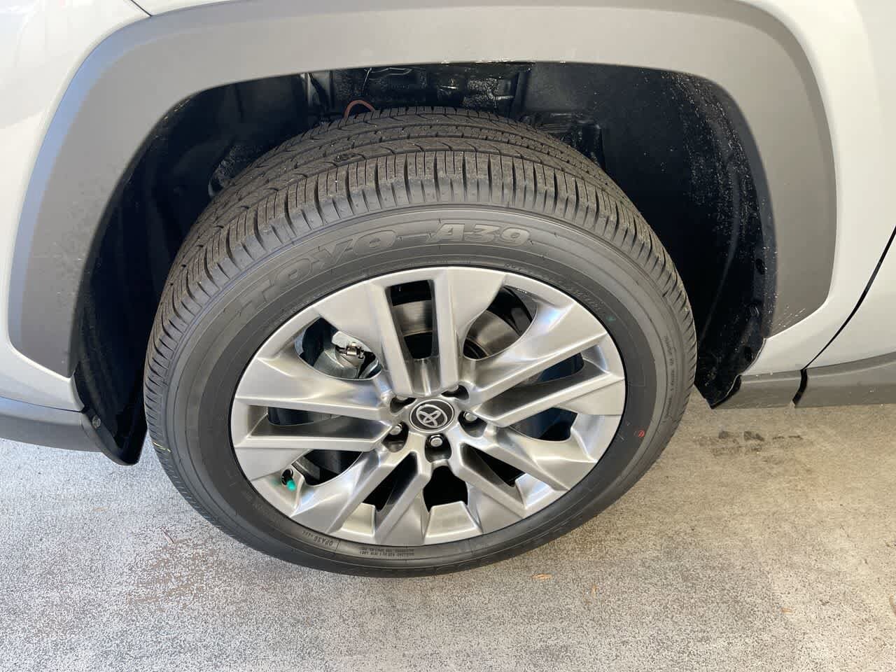 Thumbnail: 2025 Toyota RAV4 - 10