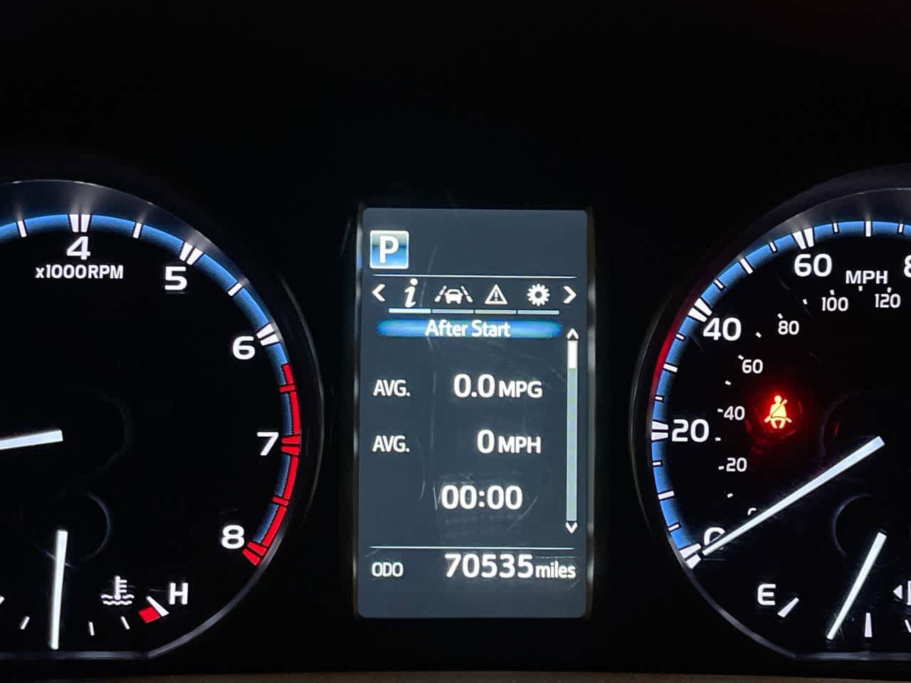 Thumbnail: 2017 Toyota RAV4 - 15