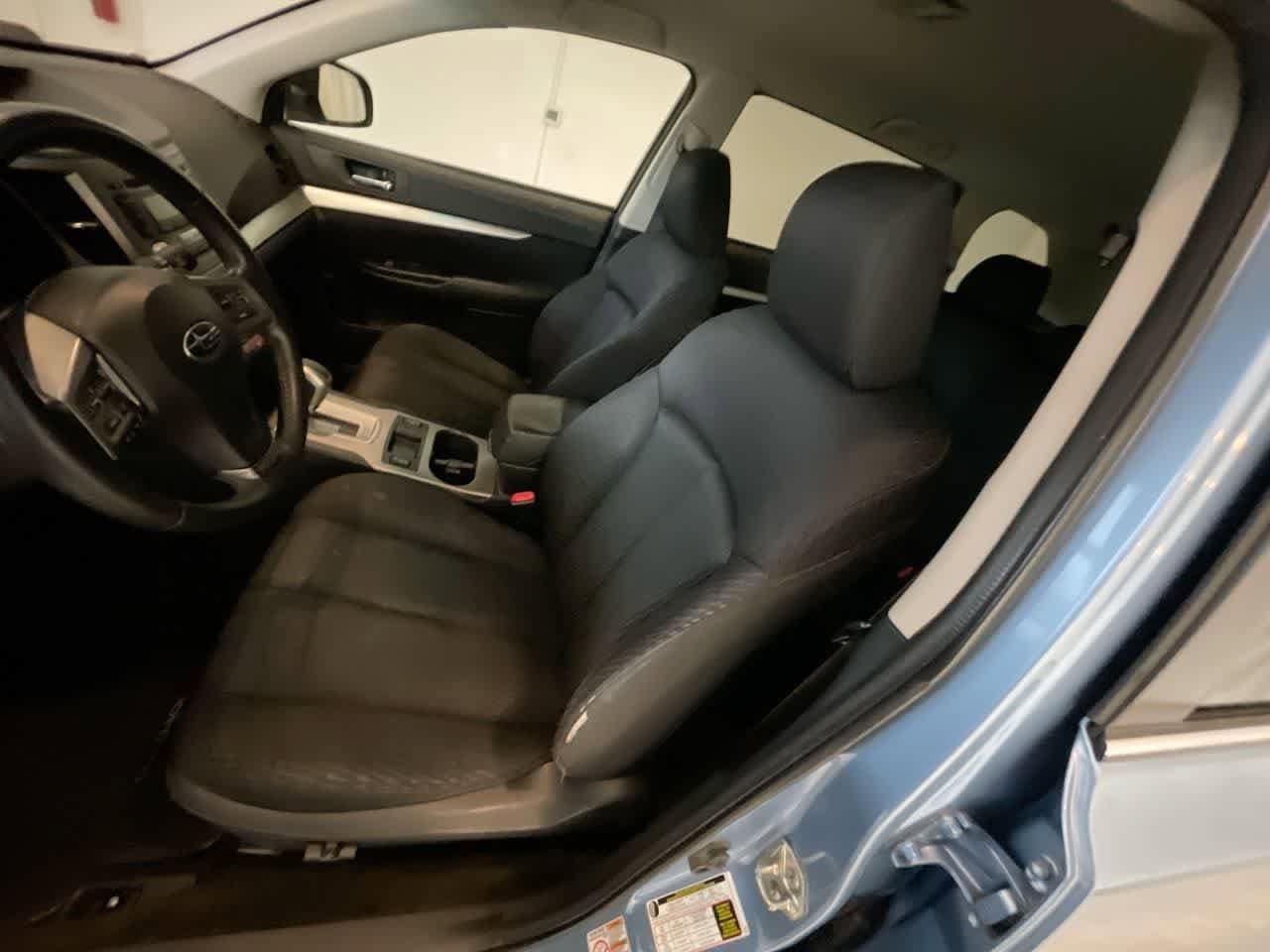 Thumbnail: 2012 Subaru Outback - 11