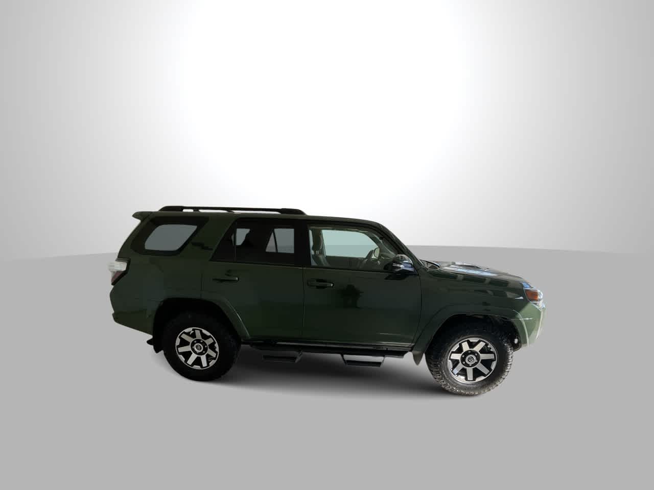 Thumbnail: 2022 Toyota 4Runner - 9