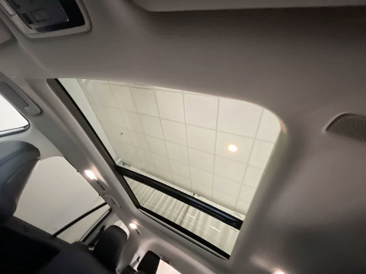 Thumbnail: 2025 Toyota Grand Highlander - 22