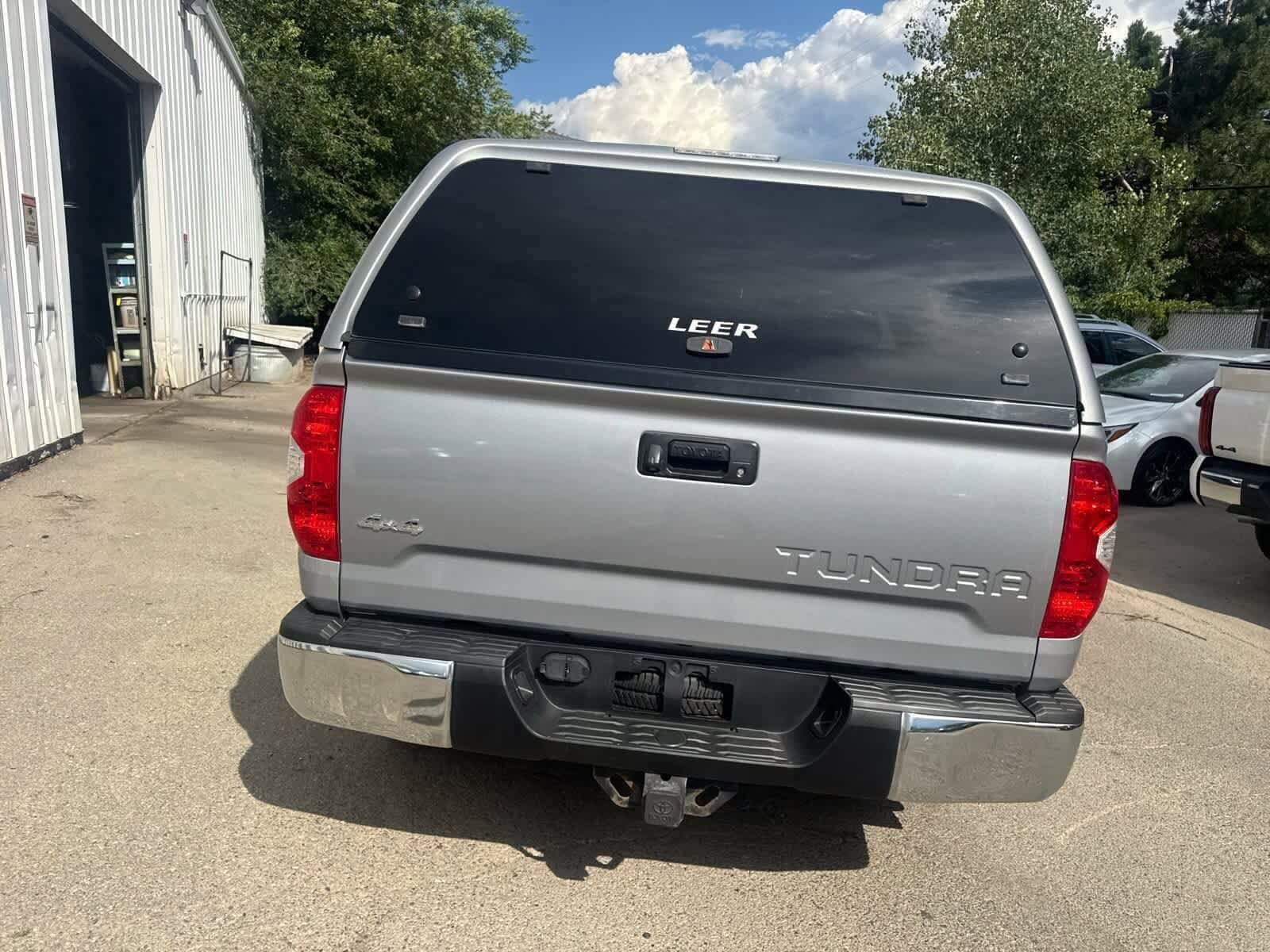 Thumbnail: 2015 Toyota Tundra - 14