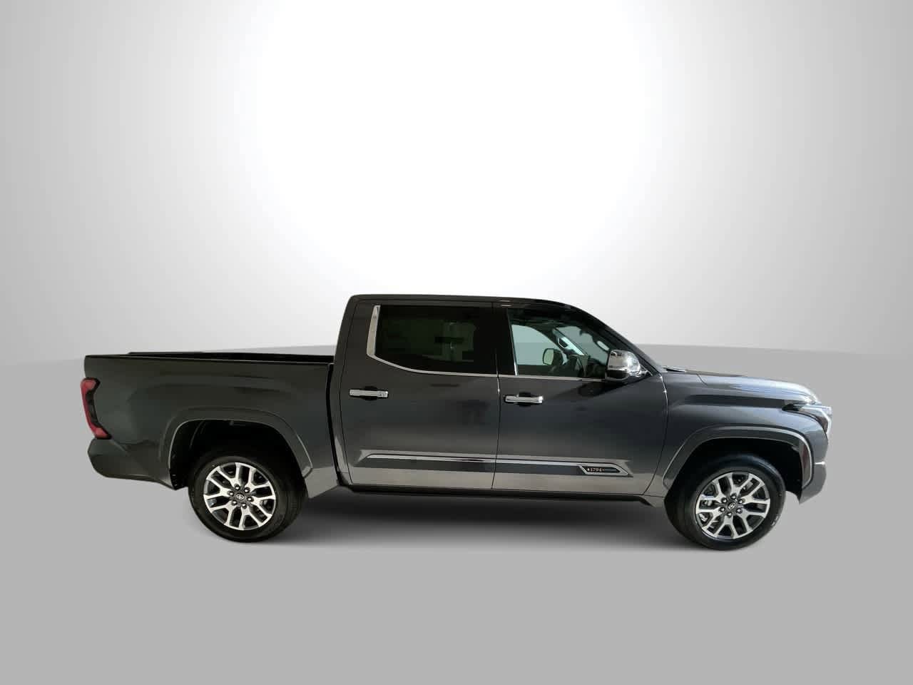 2026 Toyota Tundra 1794 Edition - Photo 9
