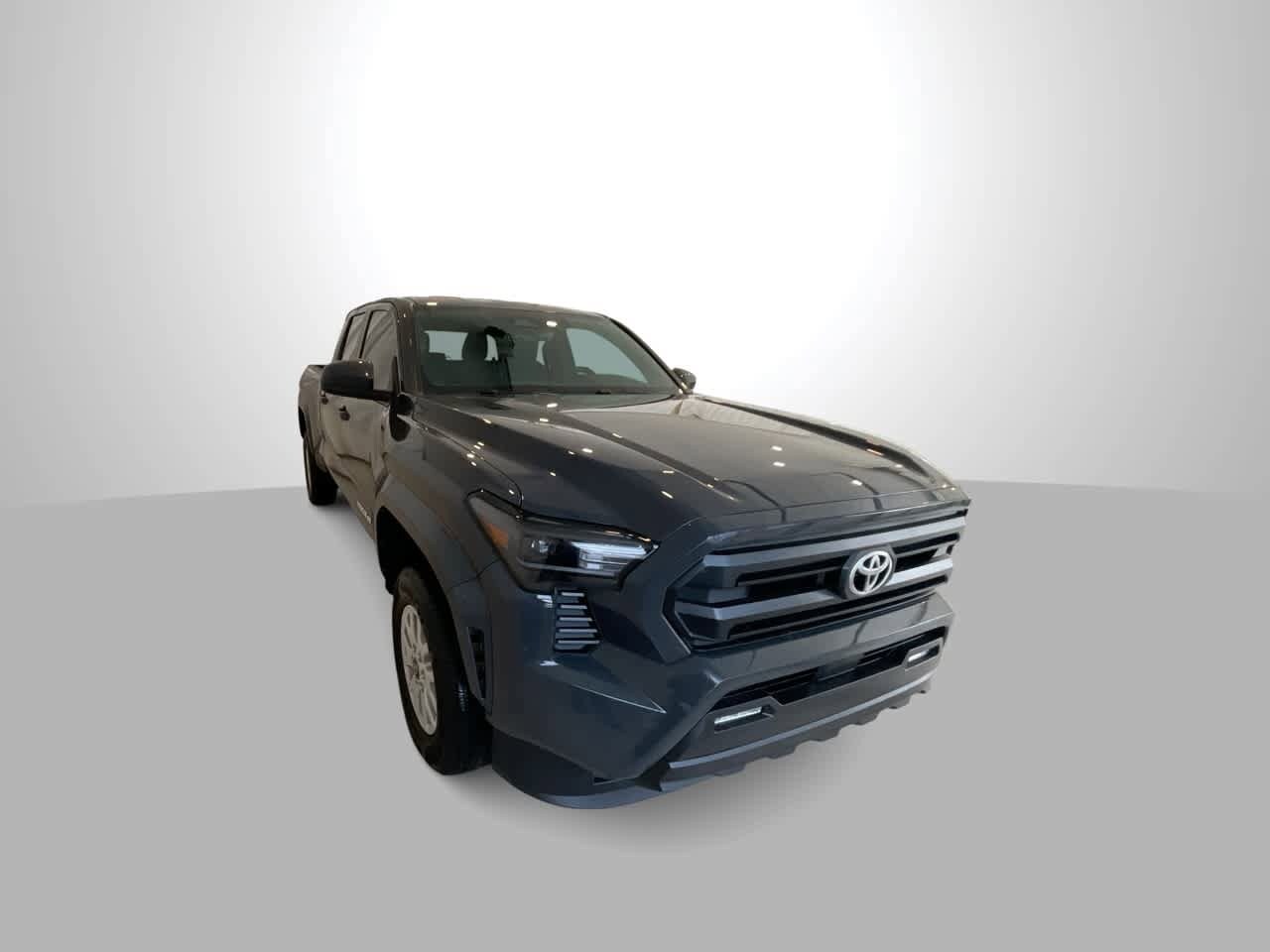 2025 Toyota Tacoma Limited Double Cab photo 2