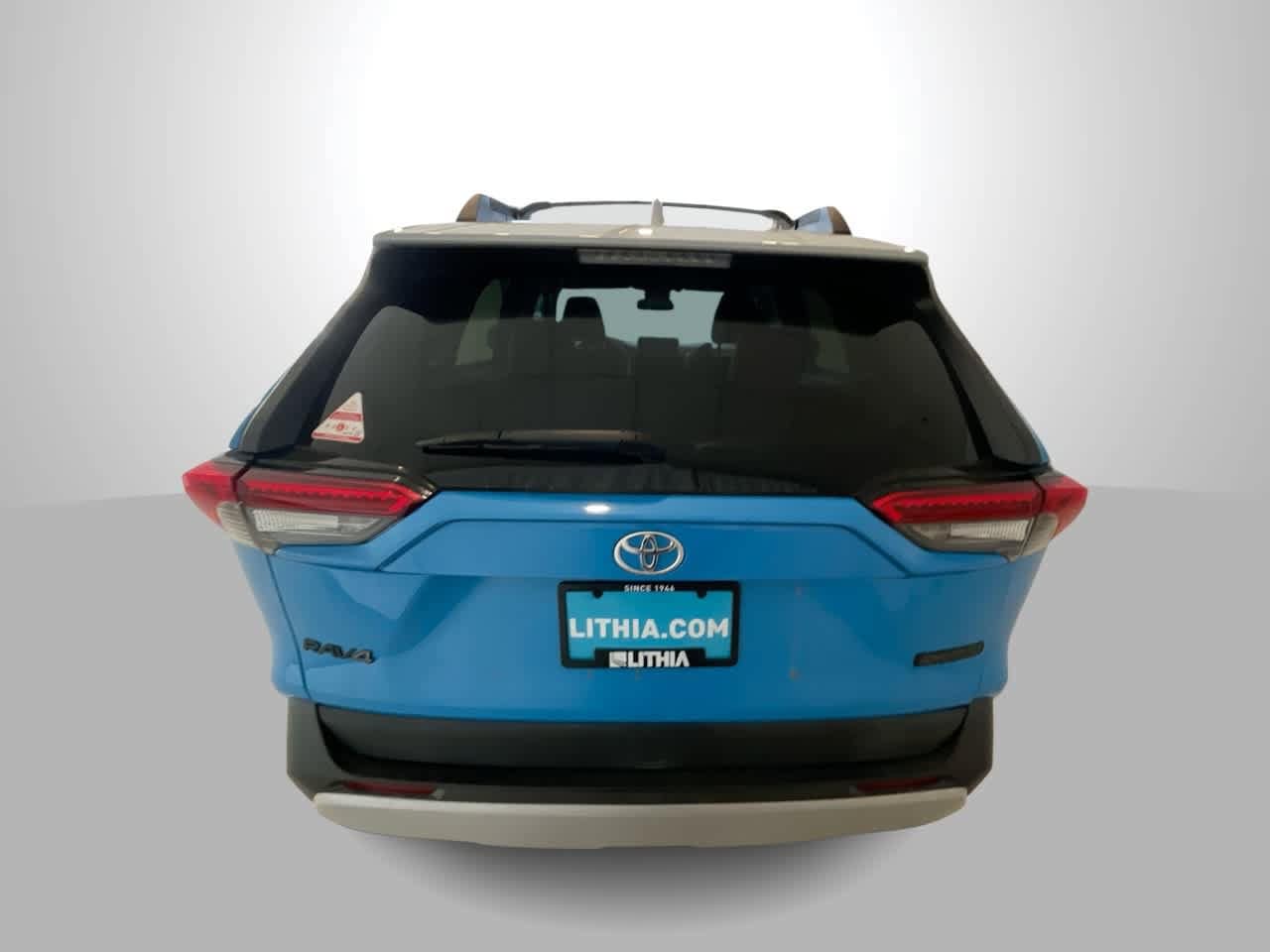 Thumbnail: 2019 Toyota RAV4 - 7