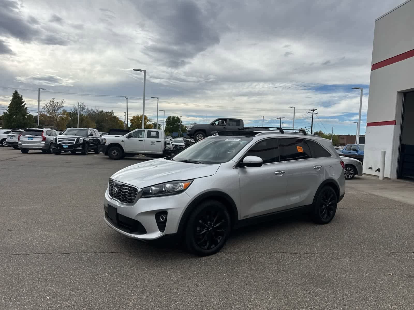 Thumbnail: 2020 Kia Sorento - 32