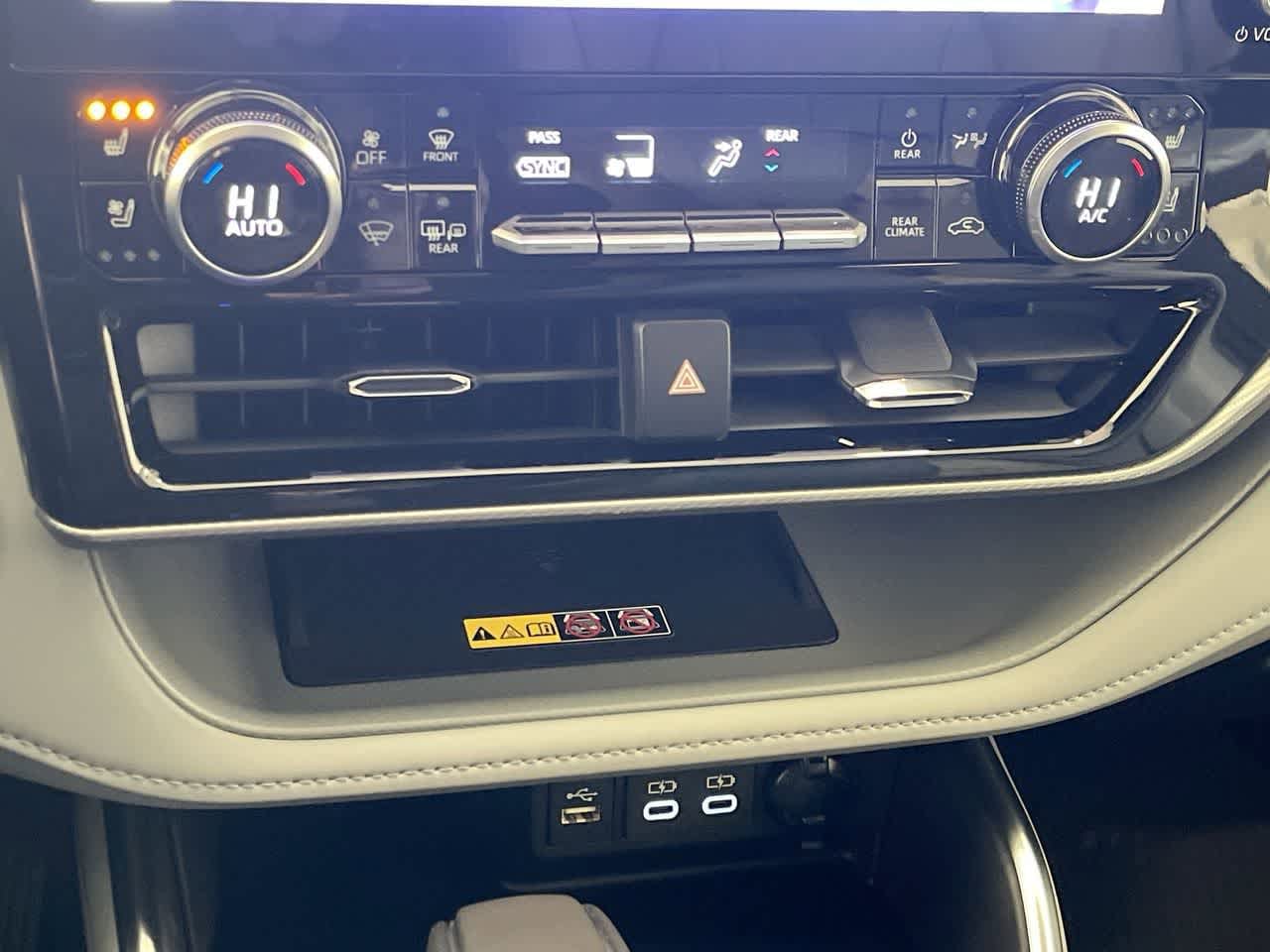 Thumbnail: 2026 Toyota Highlander - 20