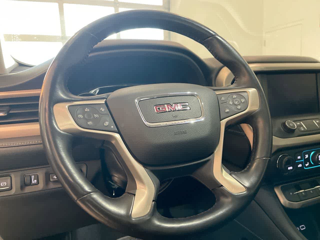 Thumbnail: 2021 GMC Acadia - 17