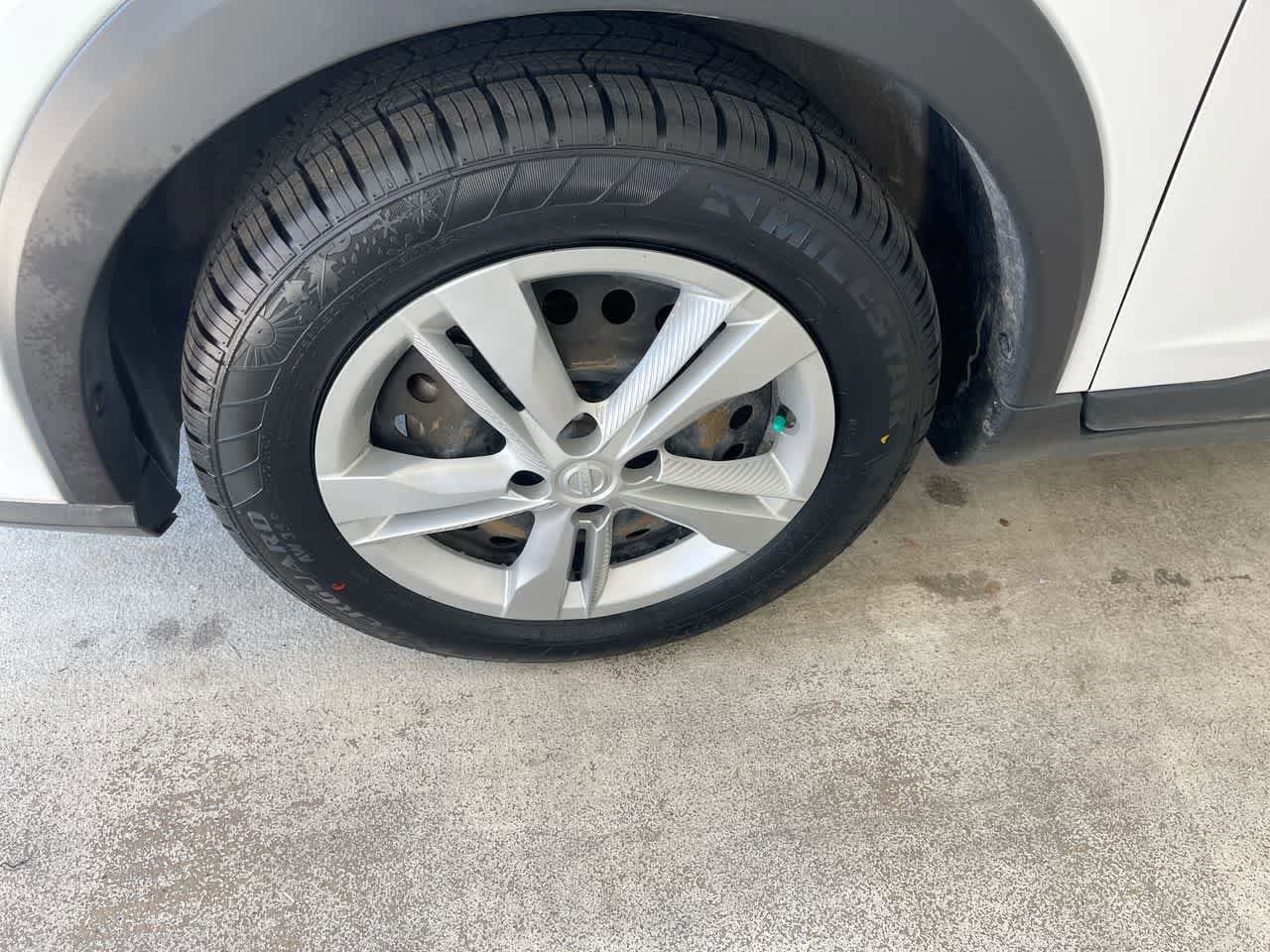 Thumbnail: 2022 Nissan Kicks - 10