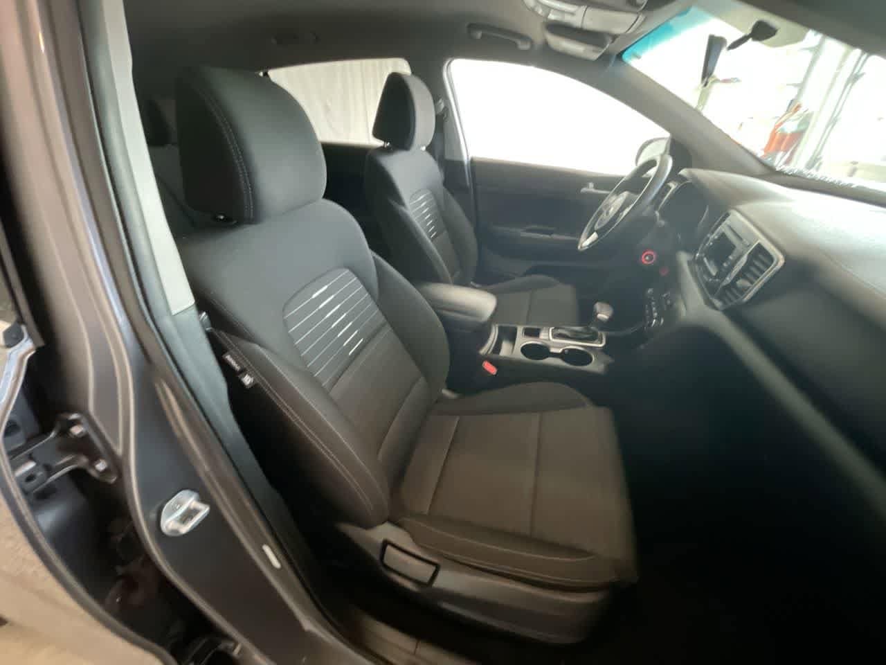 Thumbnail: 2018 Kia Sportage - 23