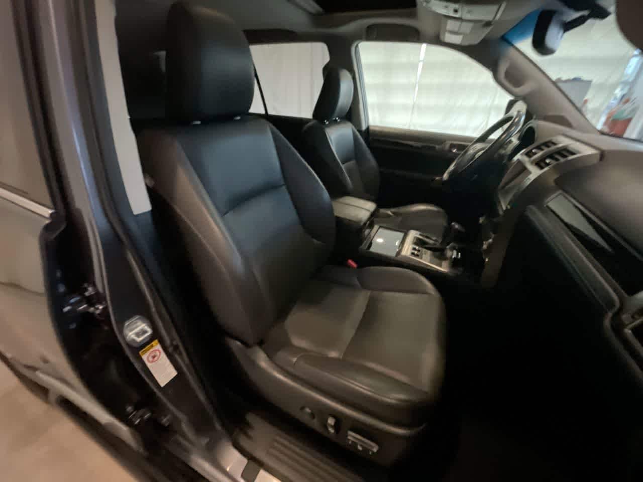 Thumbnail: 2018 Lexus GX - 26