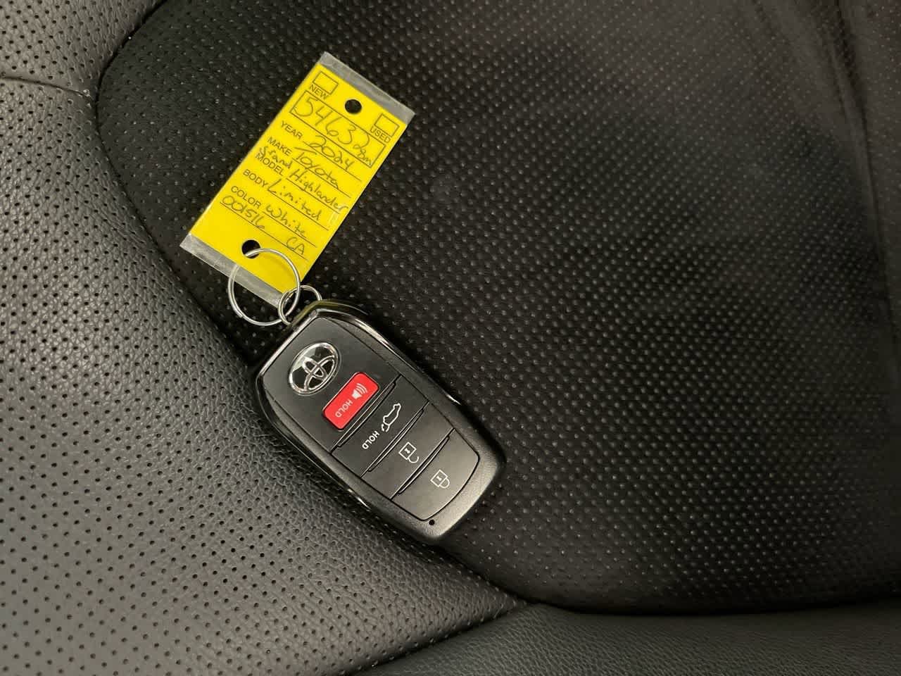 Thumbnail: 2024 Toyota Grand Highlander - 28