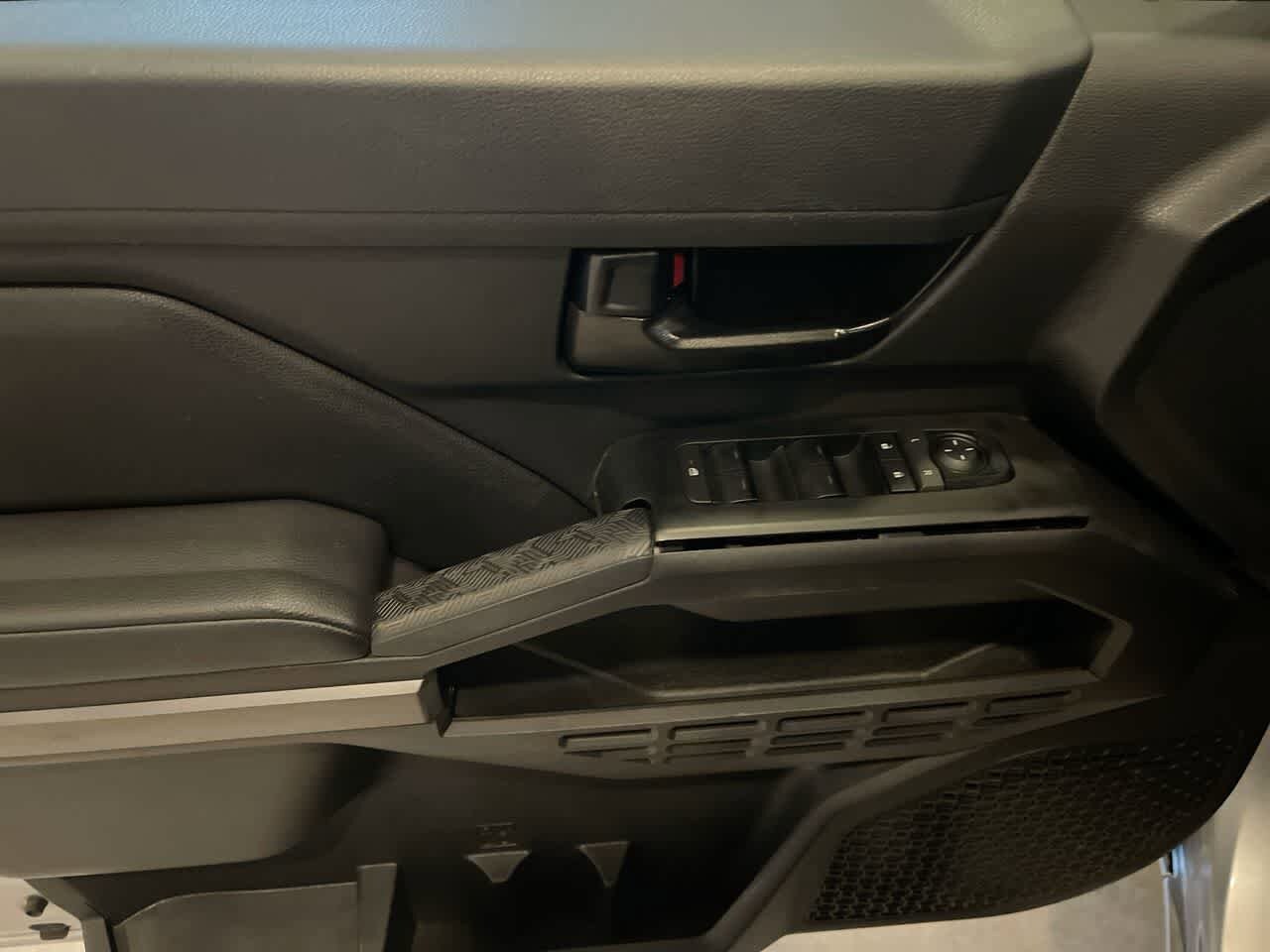 Thumbnail: 2024 Toyota Tacoma - 13