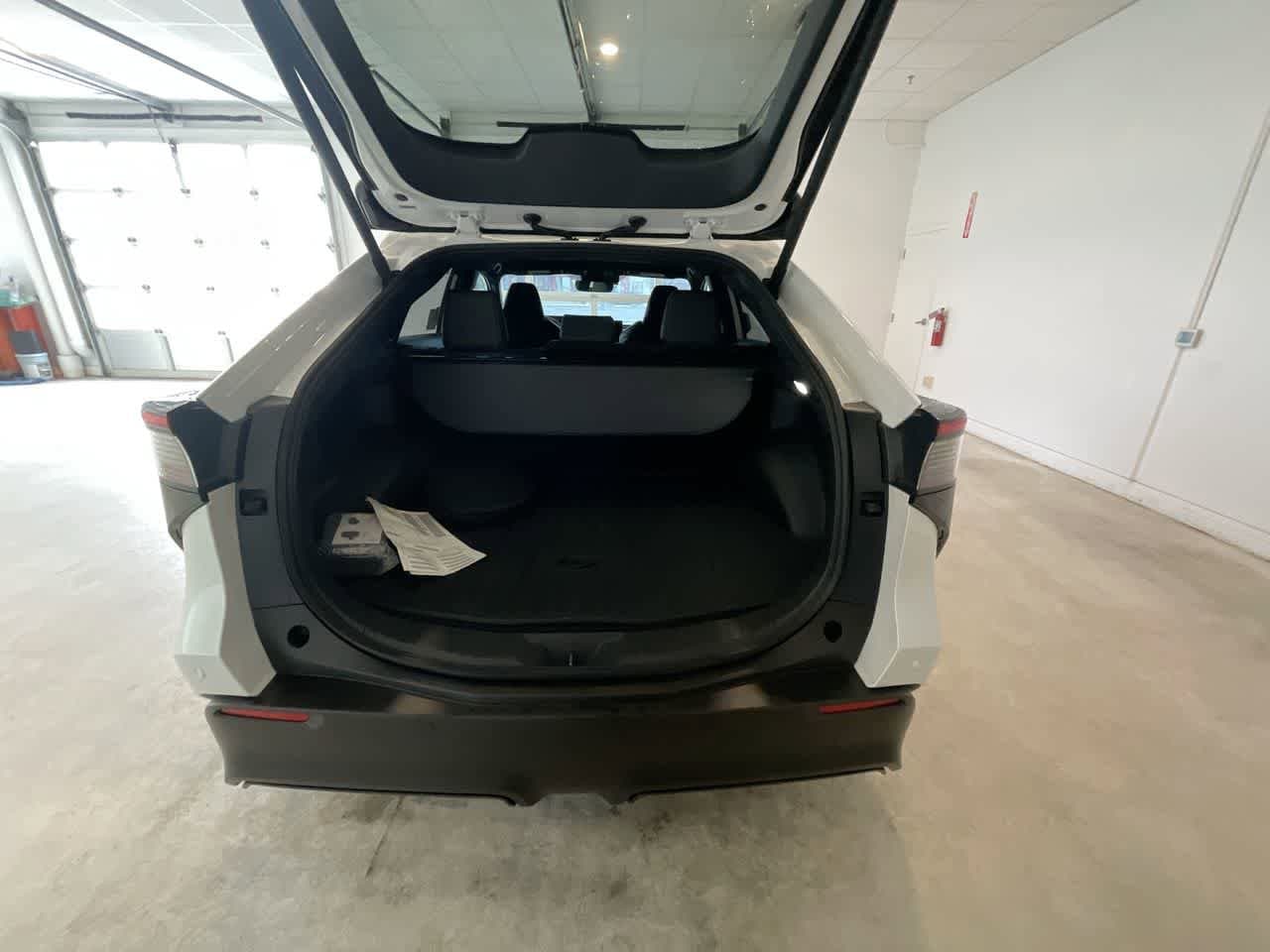 Thumbnail: 2026 Toyota bZ - 23