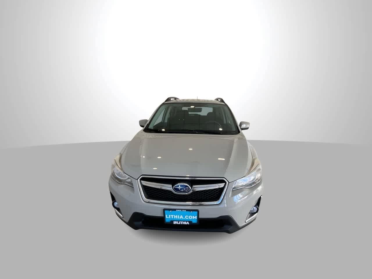 Thumbnail: 2017 Subaru Crosstrek - 3