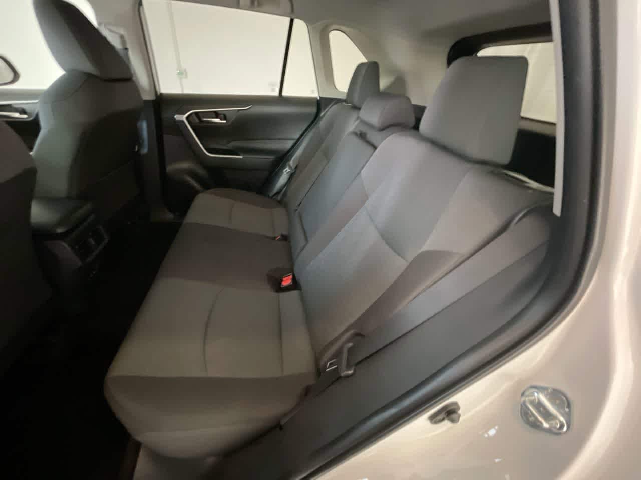 Thumbnail: 2025 Toyota RAV4 - 22